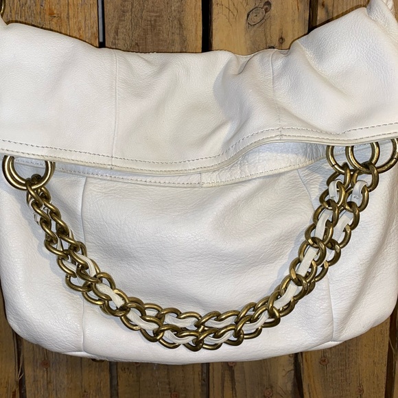 B Makowsky White Leather Shoulder Bag - Picture 3 of 12